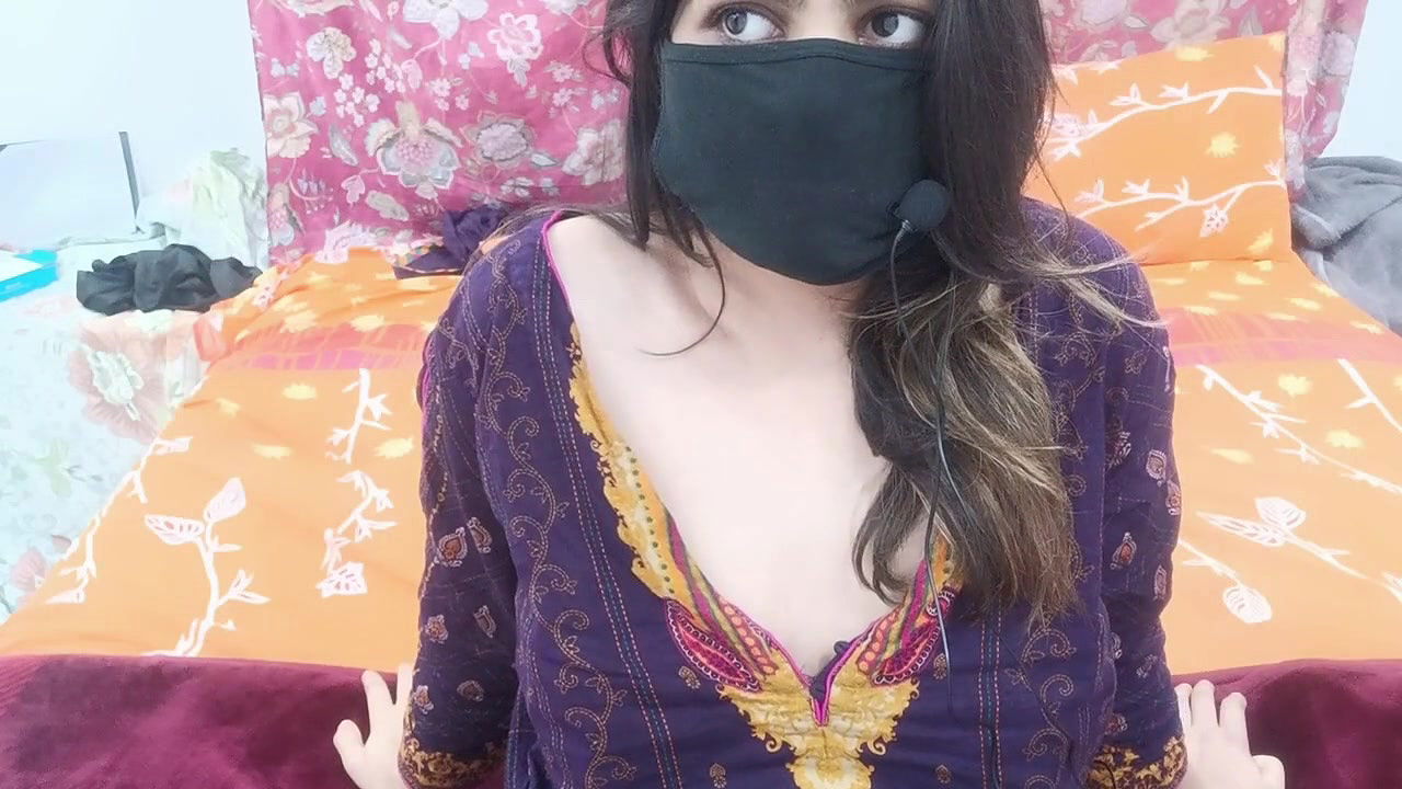 Sobia Nasir Doing Roleplay On WhatsApp Video Call