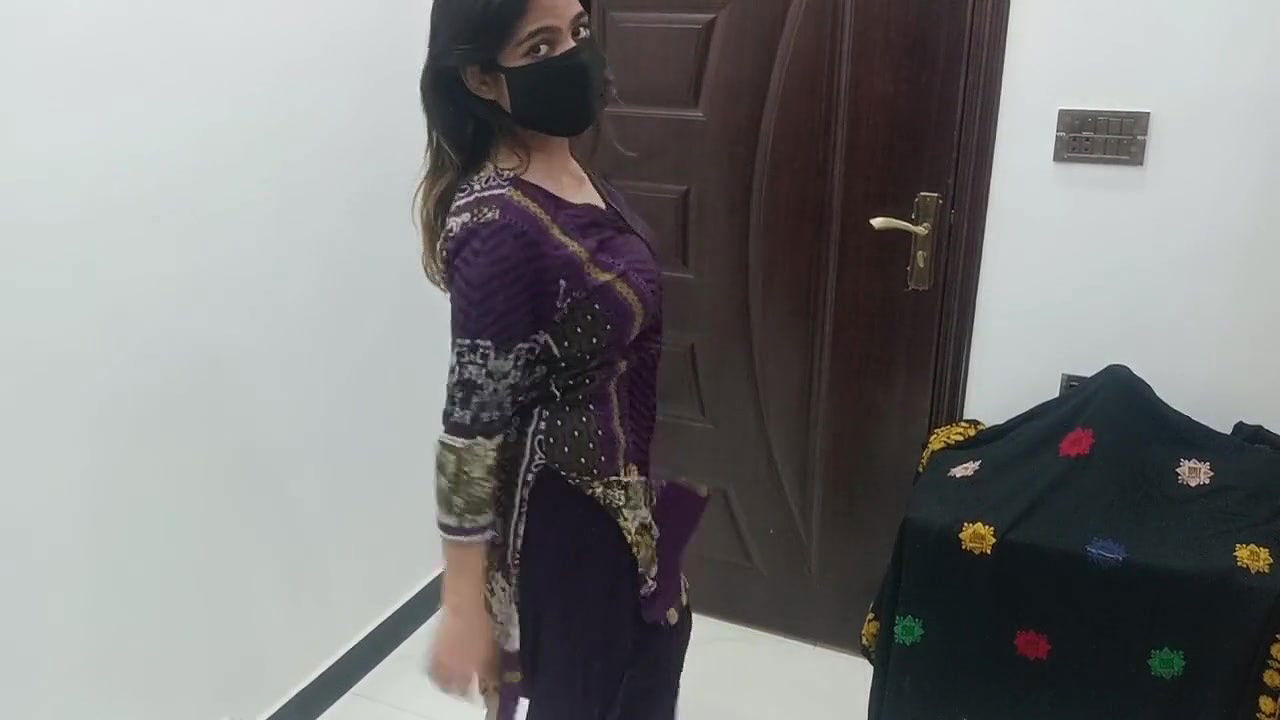 Sobia Nasir Live Nude Mujra On WhatsApp Video Call