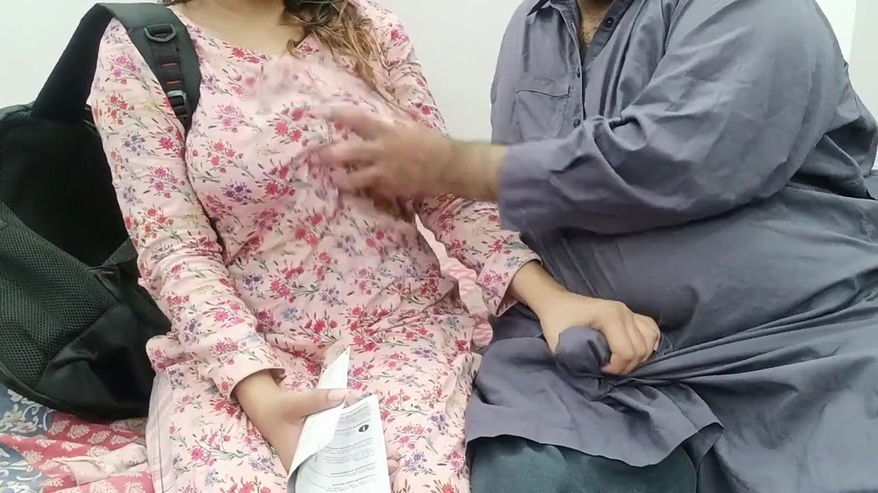 xXXX Desi Beautifull Student Girl Fucked By Her Tut