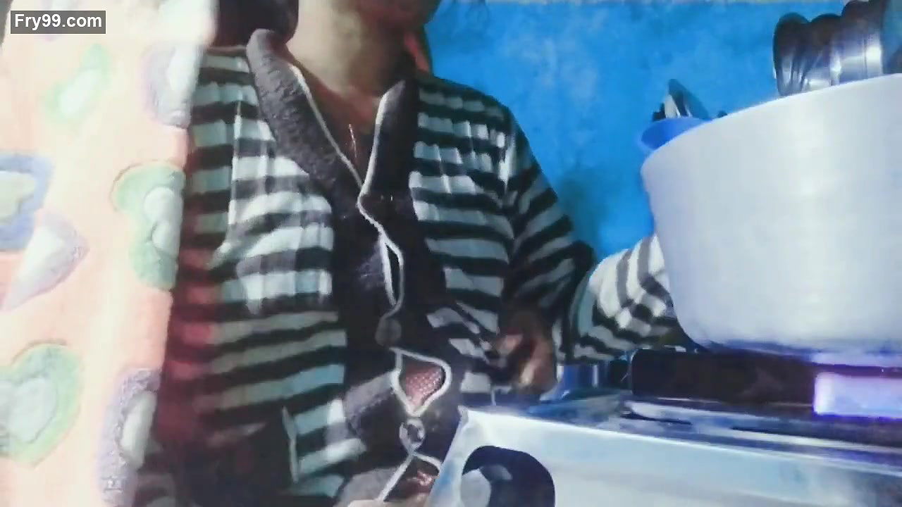 Desi hot bhabi rishu fucking