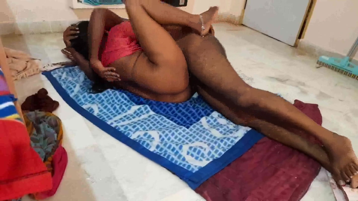 sexy aunty gets her pussy fucked by boyfriend