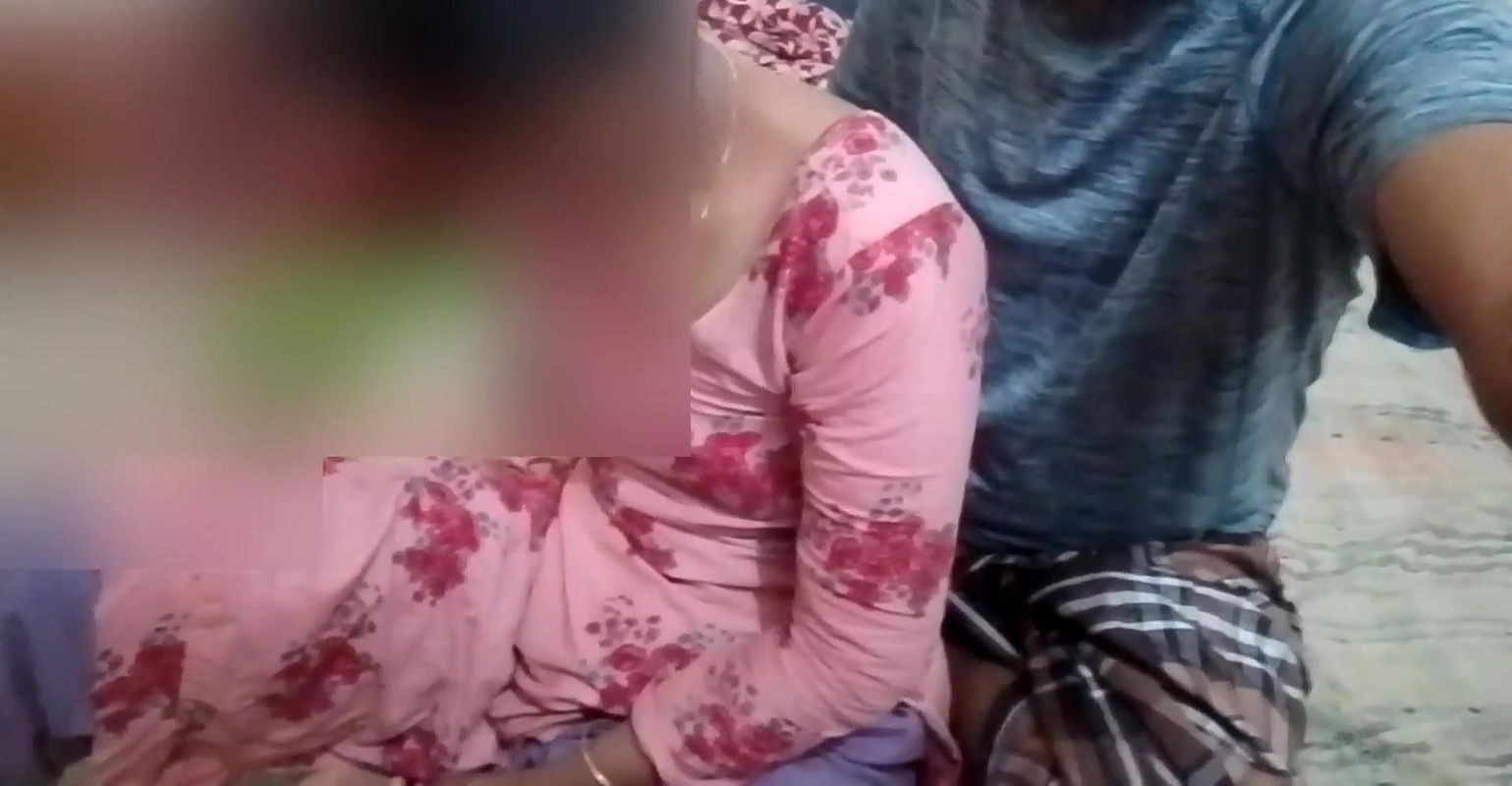 Bangladeshi sexy Alpona bhabi enjoy sex after neck massage