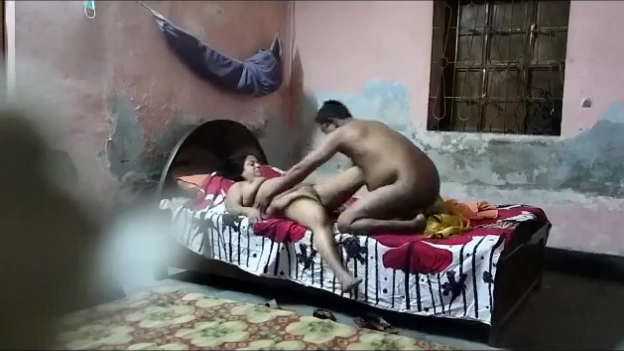 Desi village couple fucking quick