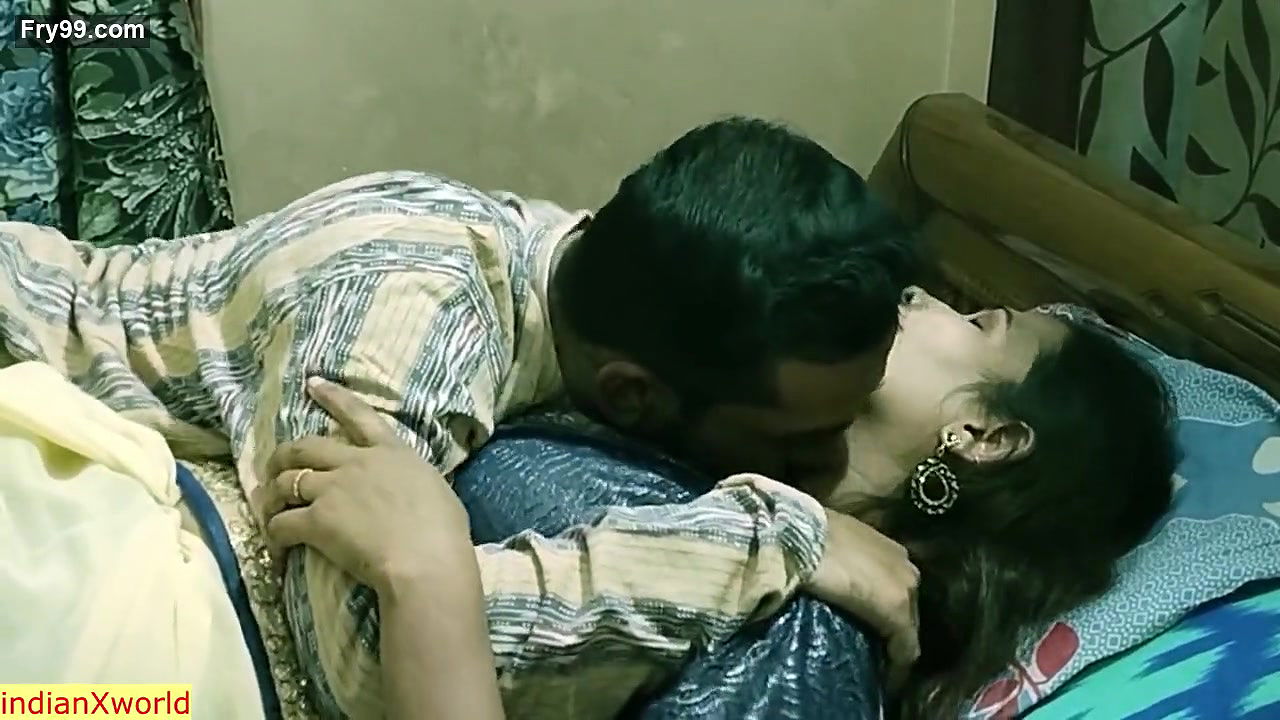 Bhabhi Sex With Neighbour