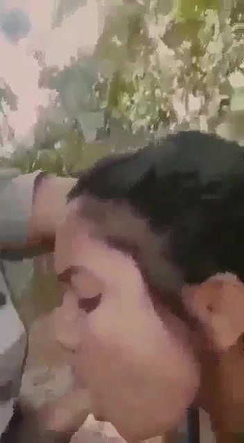 Beautiful Girl Outdoor Bj Till Cum