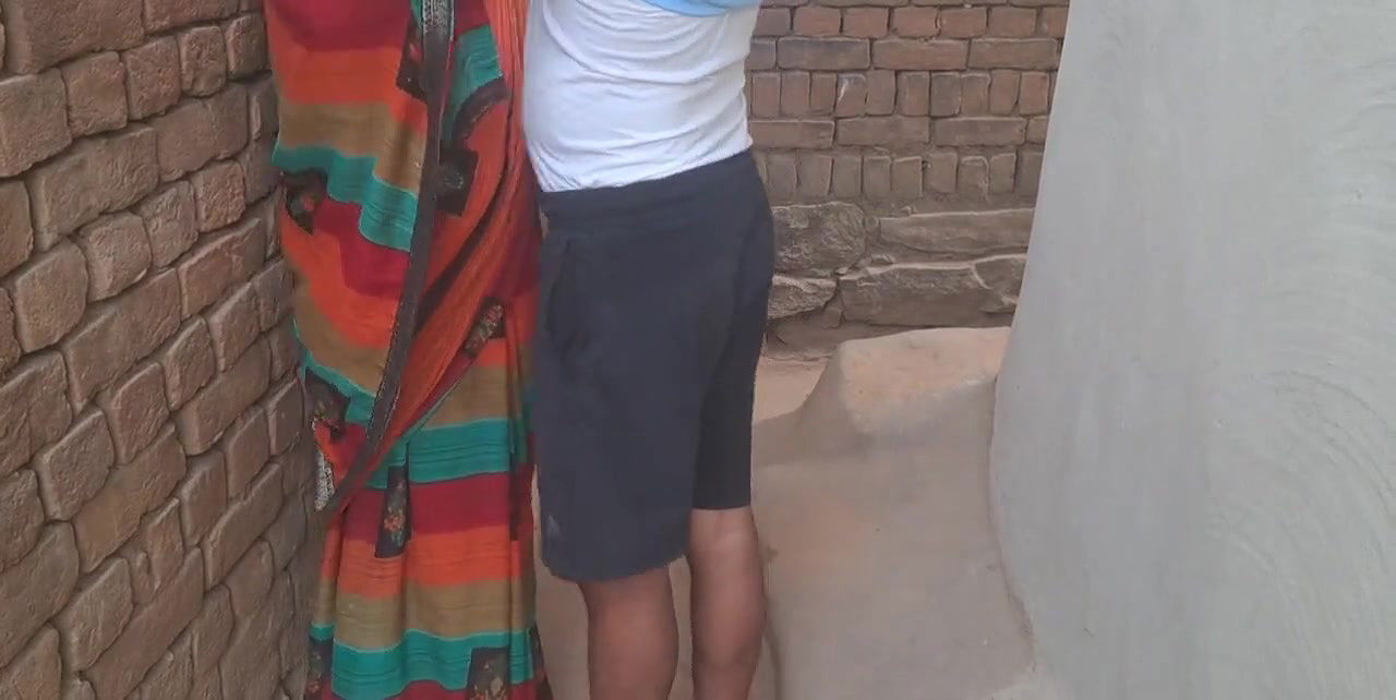 Desi Hot Indian Aunty Having Sex Her Own Stepson