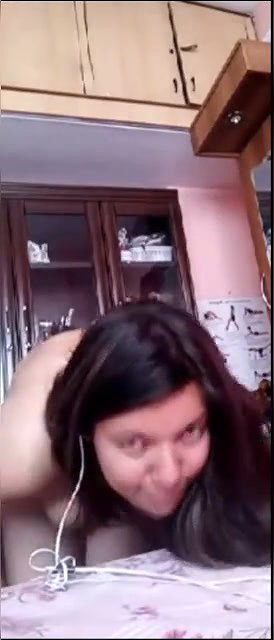 Beautiful Gf Showing
