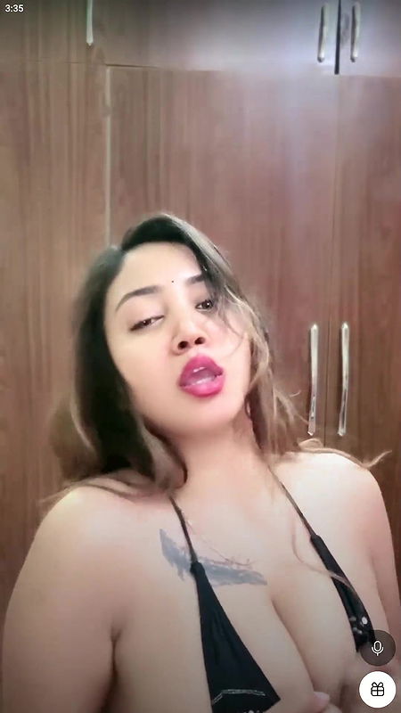 Tango Model Senorita Teasing BooBs and Ass in Bikini