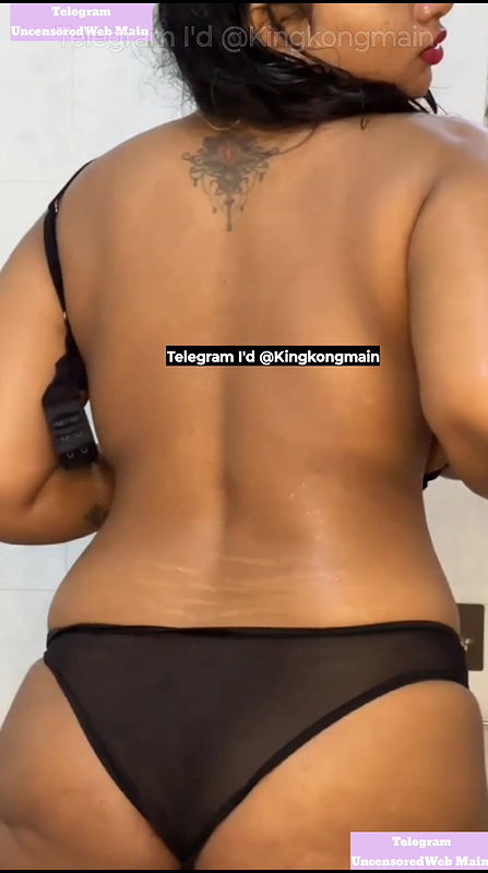 Famous Insta Influencer SURIYA PRABHA Teasing in See Through BooBs in Shower