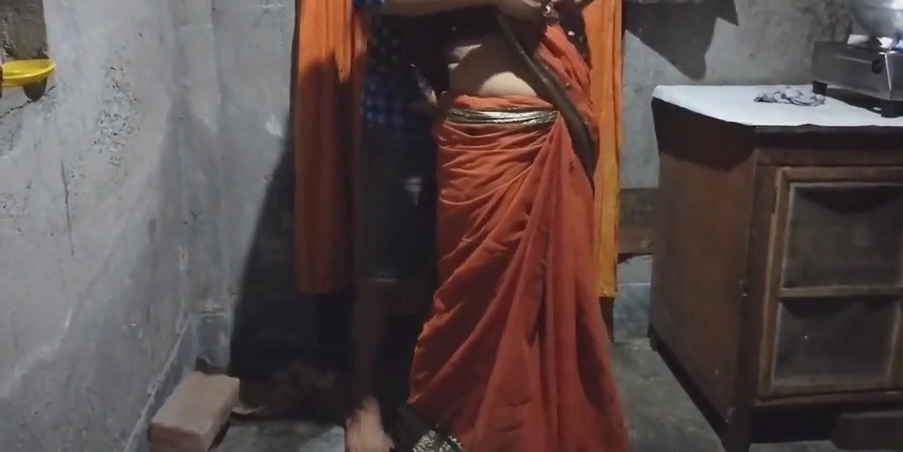 Indian Village bhabhi chudai video new version