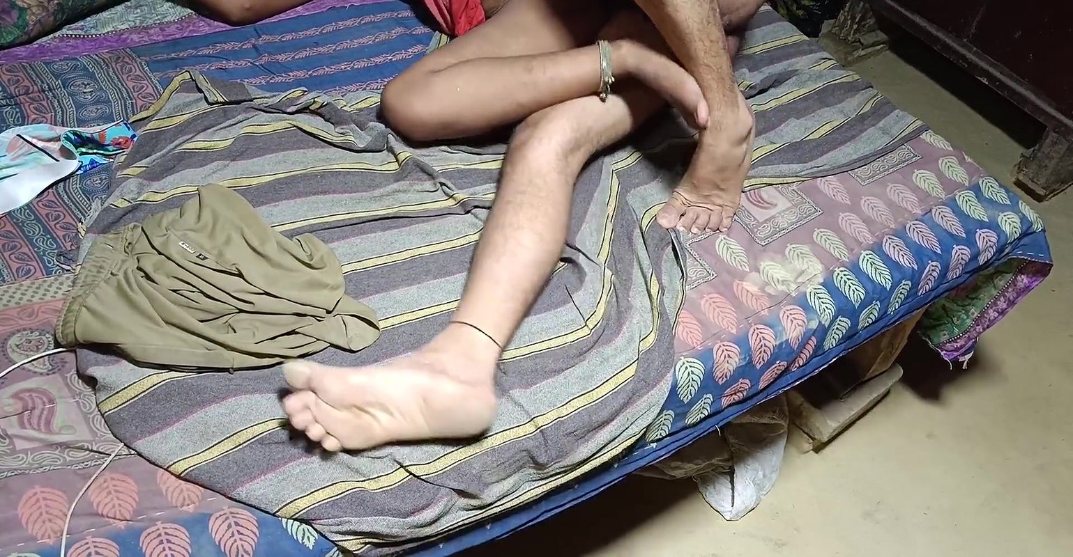 Made a native girl erect by giving cock in her mouth