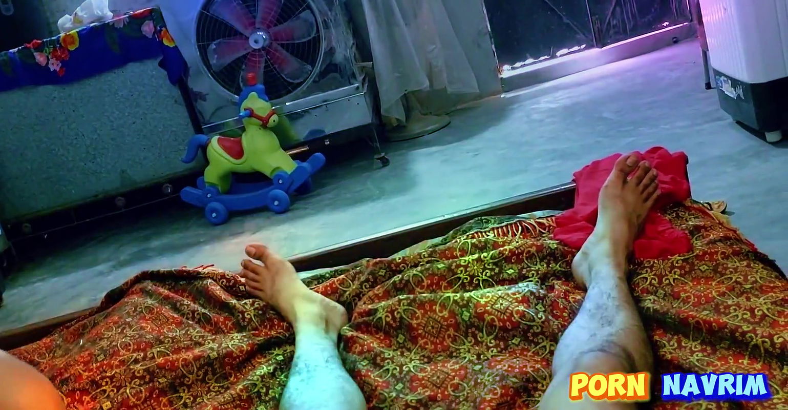 Romance on the Roof of a Friend’s House – There Was No One at Home 5