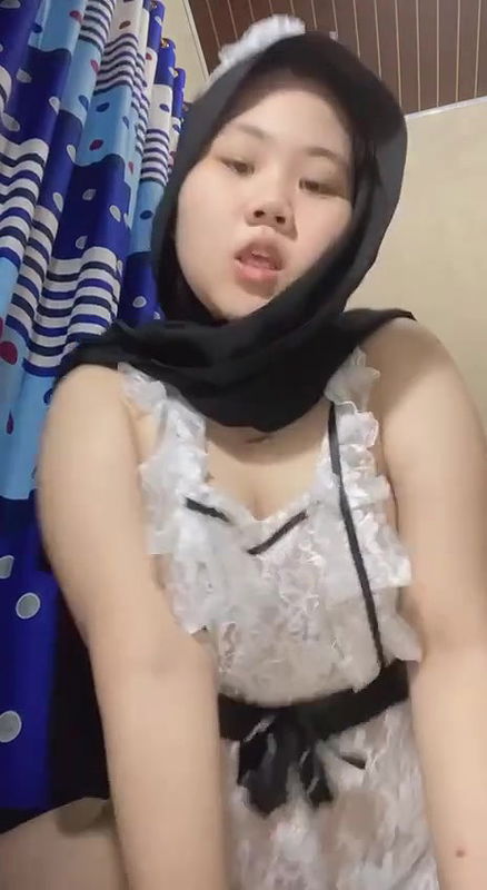 Big pussy thai girl show -13