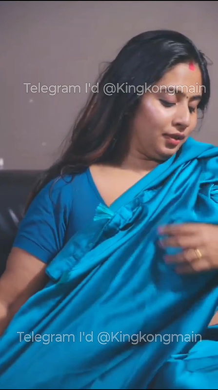 Nila Nambiar in Blue Saree ~ 7 mins