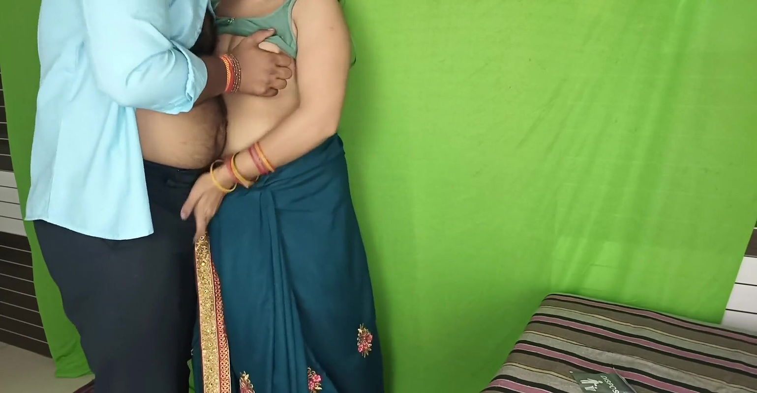 I fucked my Bhabhi in her house at night when her husband had gone to the market