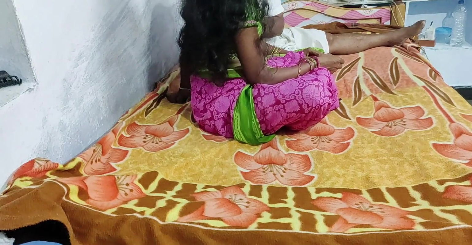 Indian Village wife Homemade body massage vegitable put in pussy