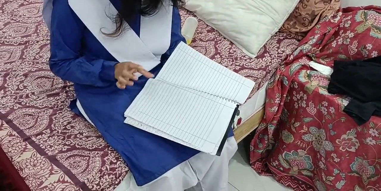 Pakistani School Girl Having Romance And Sex With Her Own Stepfather
