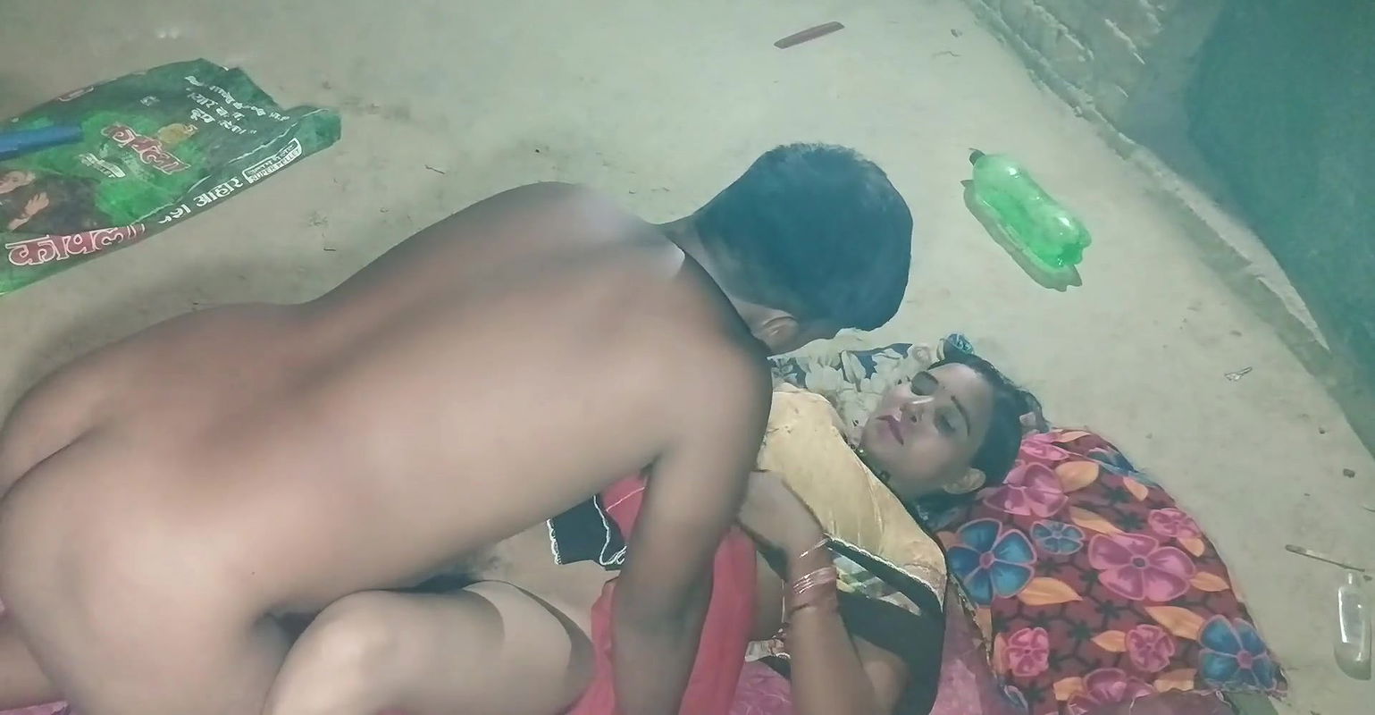 Hot gf bf sex in room with sexy hot boobs