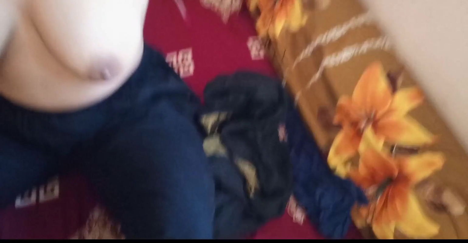 Indian stepmom takes off her saree and gets her pussy and ass fucked by young boy