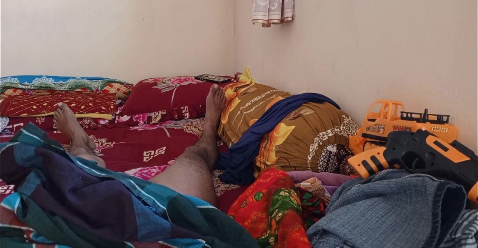 Indian stepmom takes off her saree and gets her pussy and ass fucked by young boy