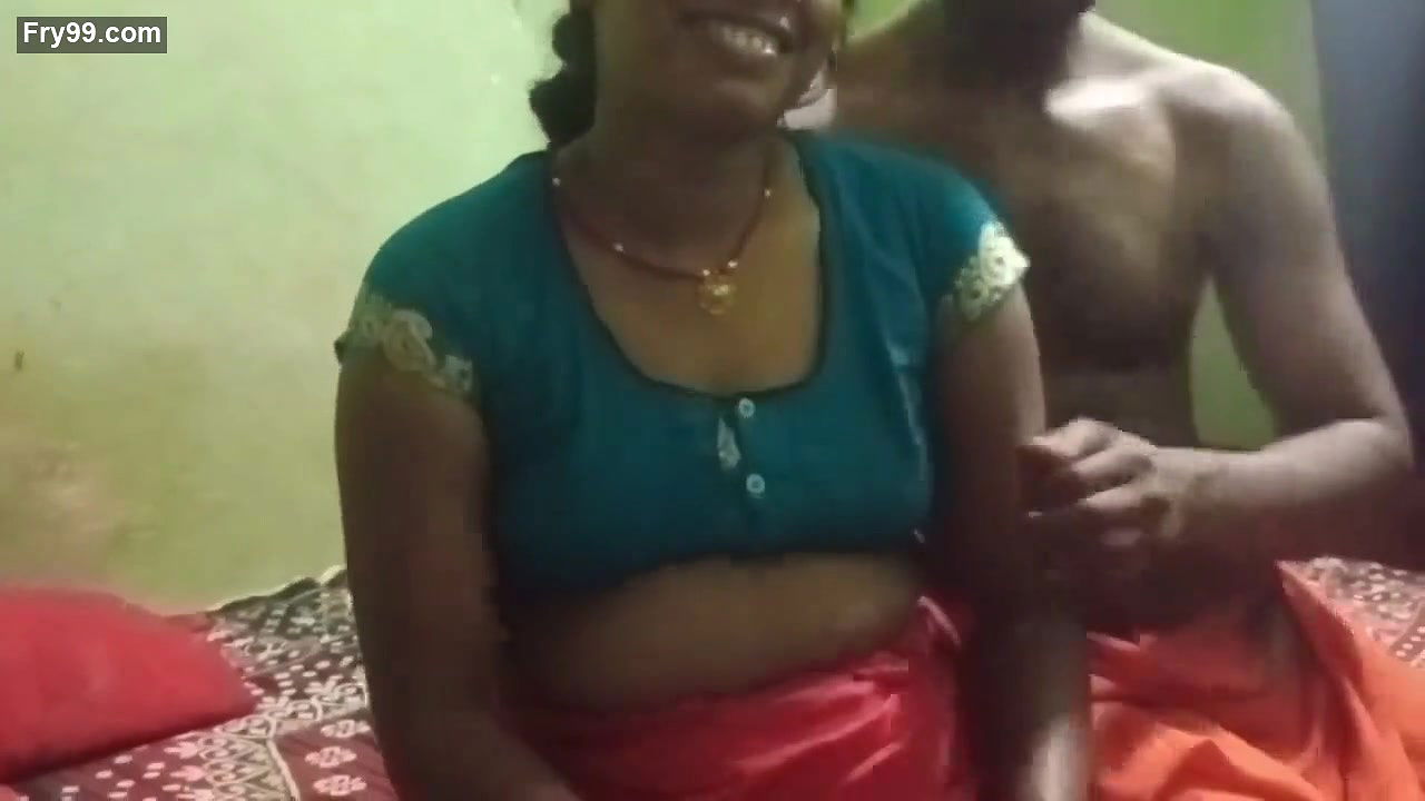 Desi Bhabhi Fucking with Hubby Both Enjoyed it a Lot
