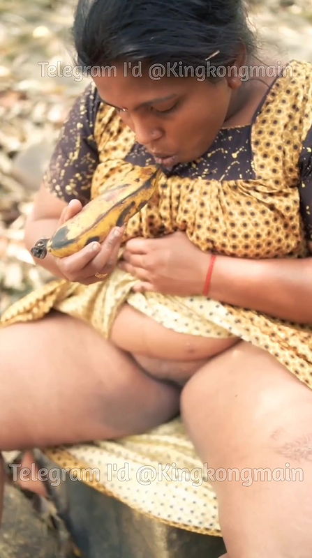 Shashikala Rajesh inserting banana in pussy