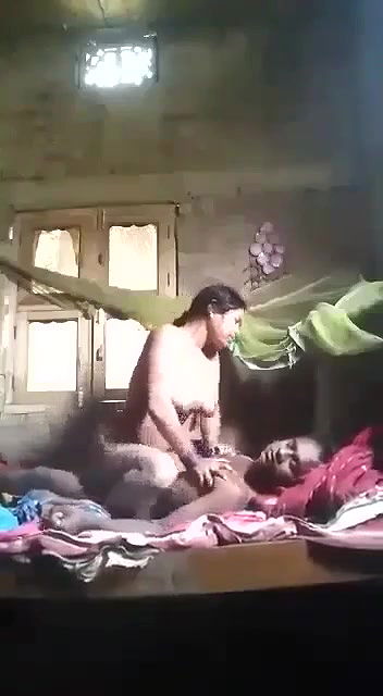 Horny Bhabi Riding Moaning