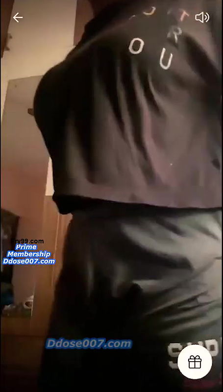 Insta Influencer Nandu Telugu Nude Showing BooBs on Cam Pussy Fingering and Ass