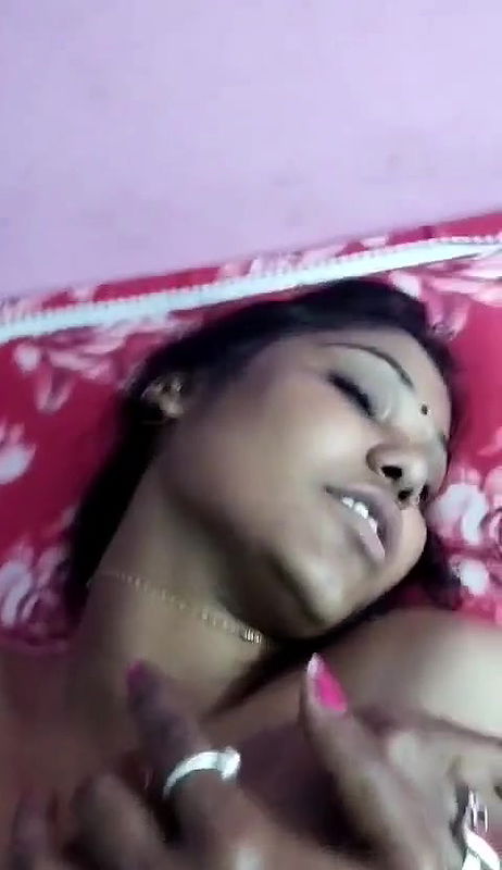 Village bhabhi fucked hard mms