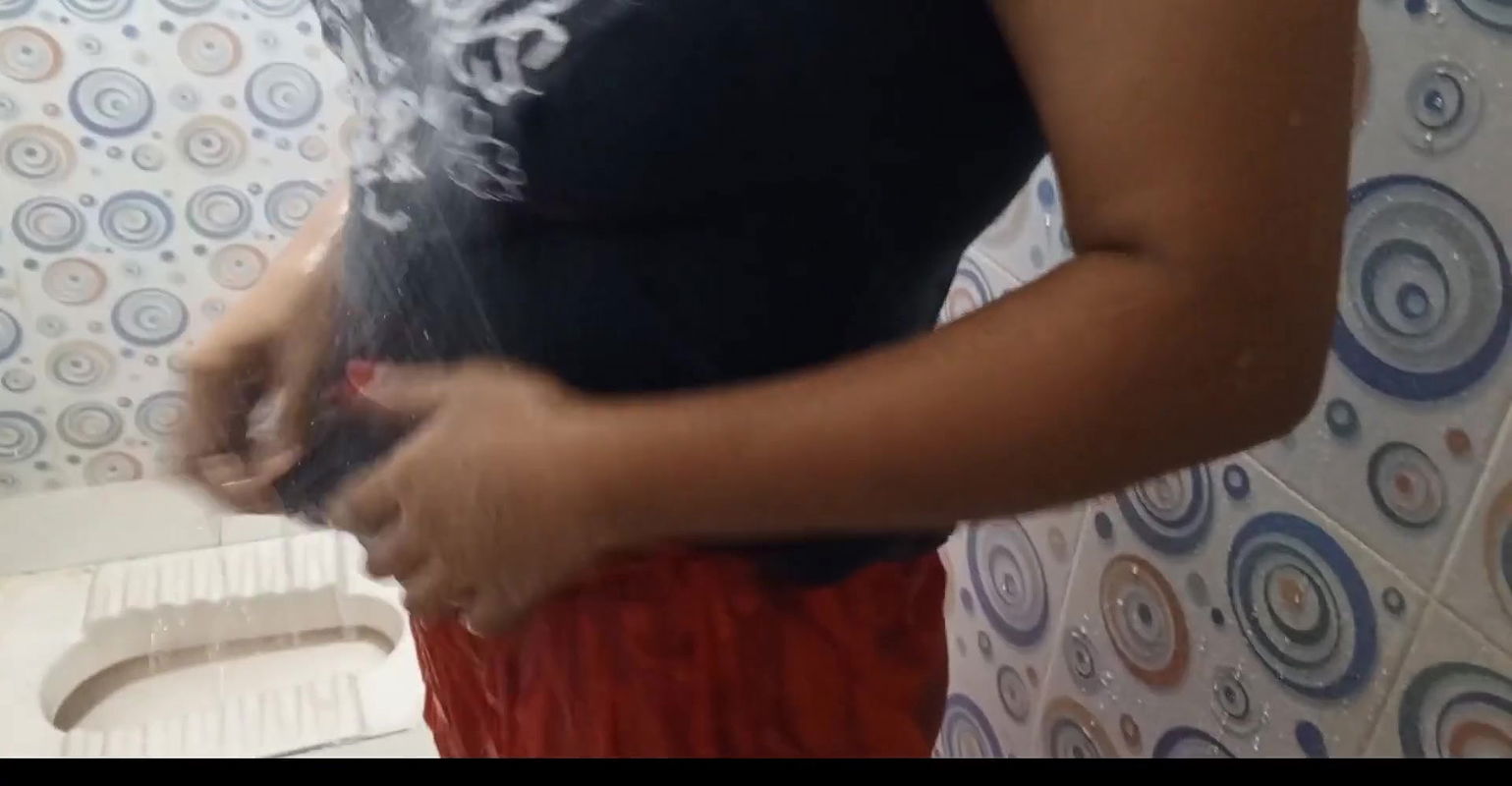 My boyfriend’s stepbrother makes me happy by fucking me very hard when we are alone