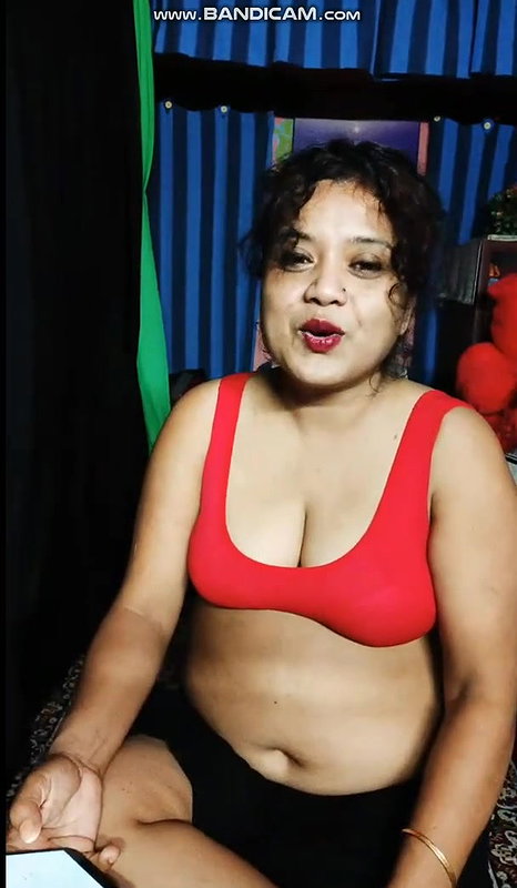 Random Indian Youtuber premium/telegram video collection – 3