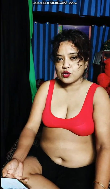 Random Indian Youtuber premium/telegram video collection – 3