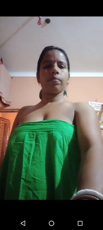 Random Indian Youtuber premium/telegram video collection – 6