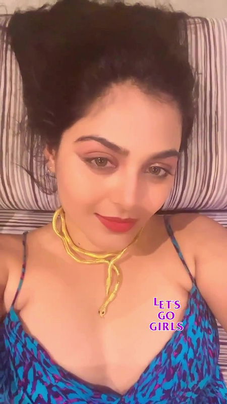 Actress Monal Gajjar open boobs expose closeup show