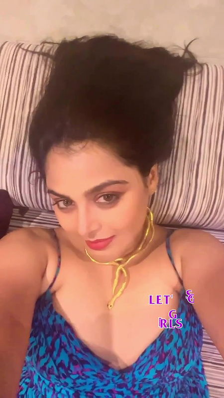 Actress Monal Gajjar open boobs expose closeup show