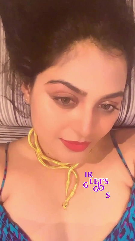 Actress Monal Gajjar open boobs expose closeup show