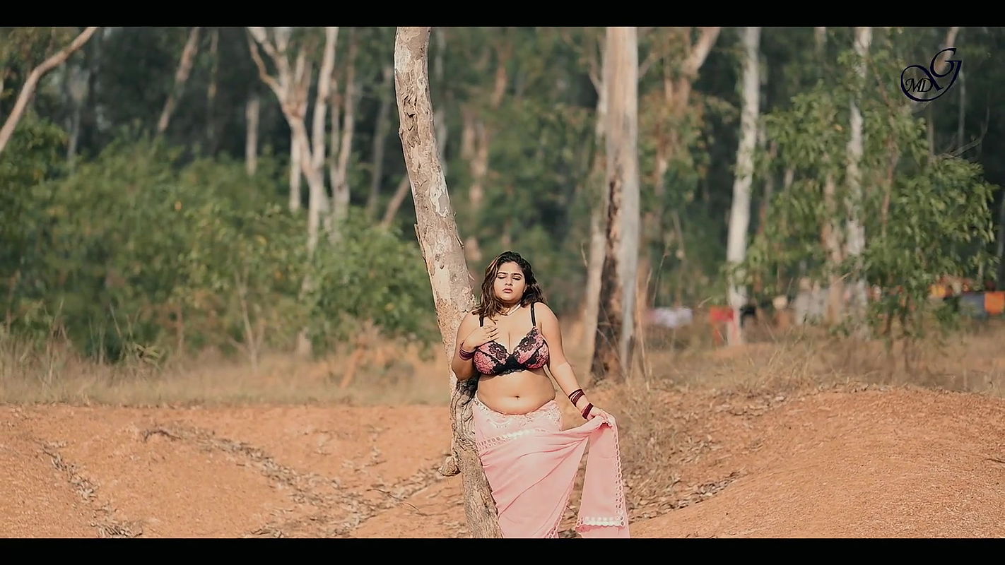 MEGHA DAS GHOSH MEGHA IN PINK SAREE VIDEO BONG FASHION VLOG