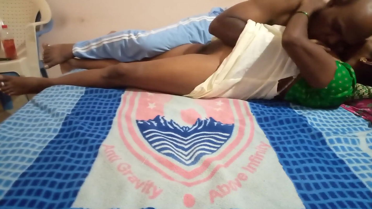 beautiful woman with big breasts creampie sex with blowjob and shaved pussy