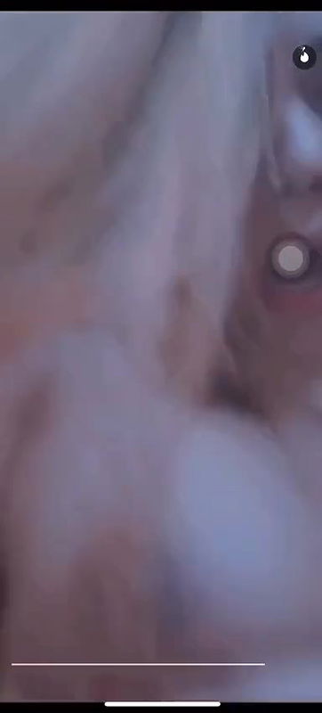 Bangladeshi Famous Babe Esu Islam Showing