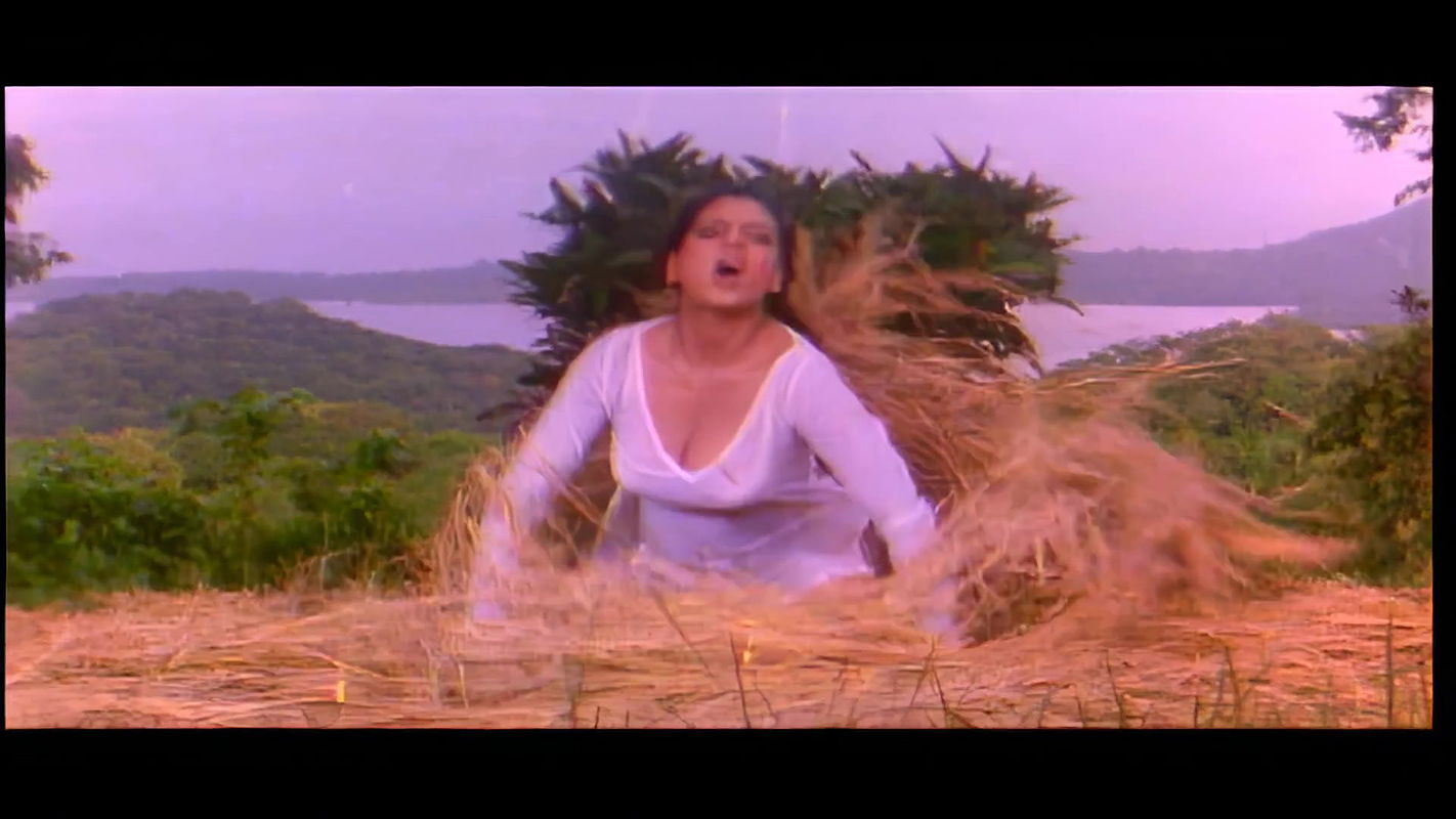 Sapna – Garam Mirchi – AI Enhance