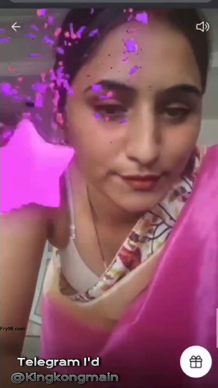Famous Webseries Actress Sweta Yadav Saree Strip Pussy Spread on Live