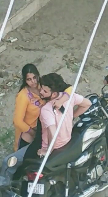 Desi lover fun outdoor