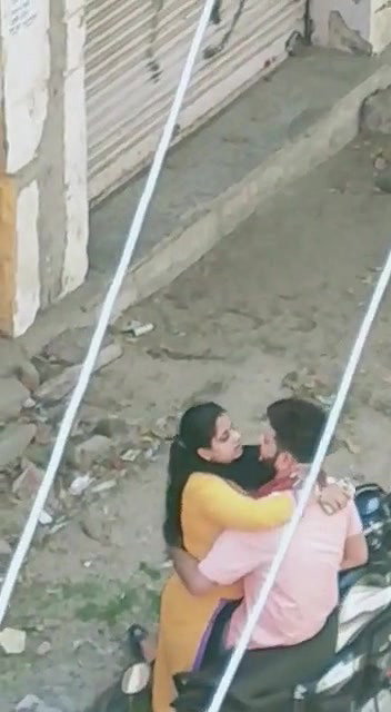 Desi lover fun outdoor