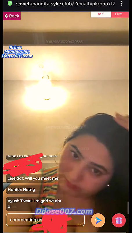 Shweta Pandita Teasing Massive Cleavage on Live
