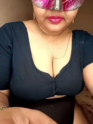 Stripchat-Public.Show-c-Its_me_Diya-2024.05.26.234607