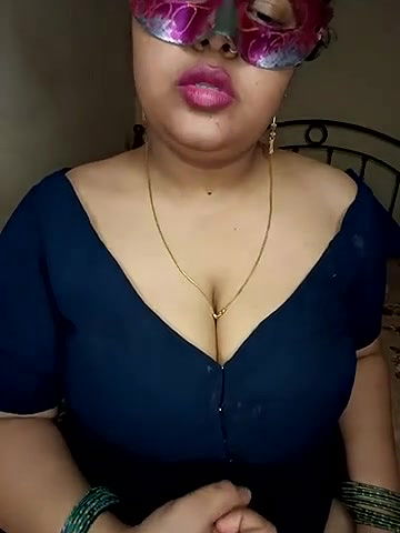 Stripchat-Public.Show-c-Its_me_Diya-2024.05.26.221250