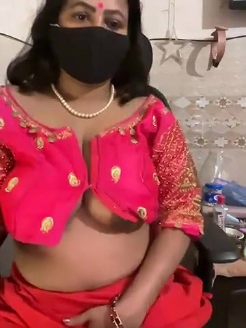 Busty Aunty With Big Boobs On  Her Show