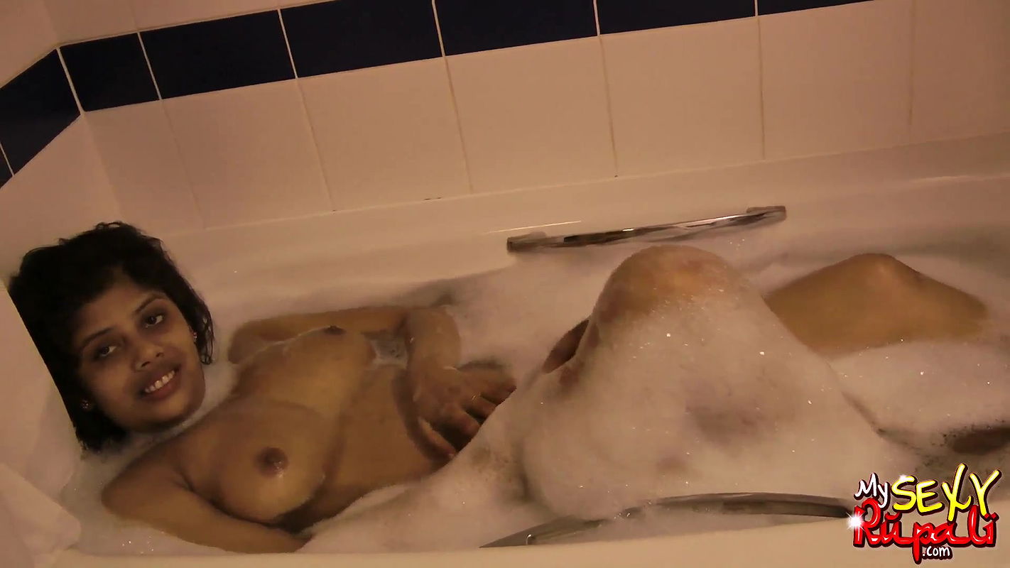 rupali in hot buble bath