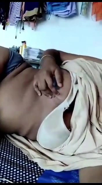 Horny unsatisfied bhabhi masturbation by using cucumber