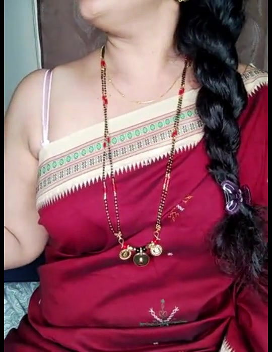Curvy Hot  Telugu Queen Showing Her  Big Boobs On Show